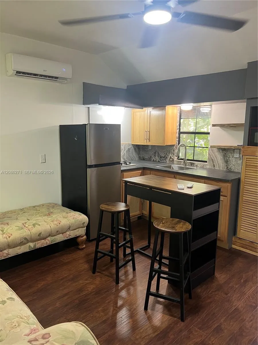 411 SW 1st St #2 Florida City, FL 33034