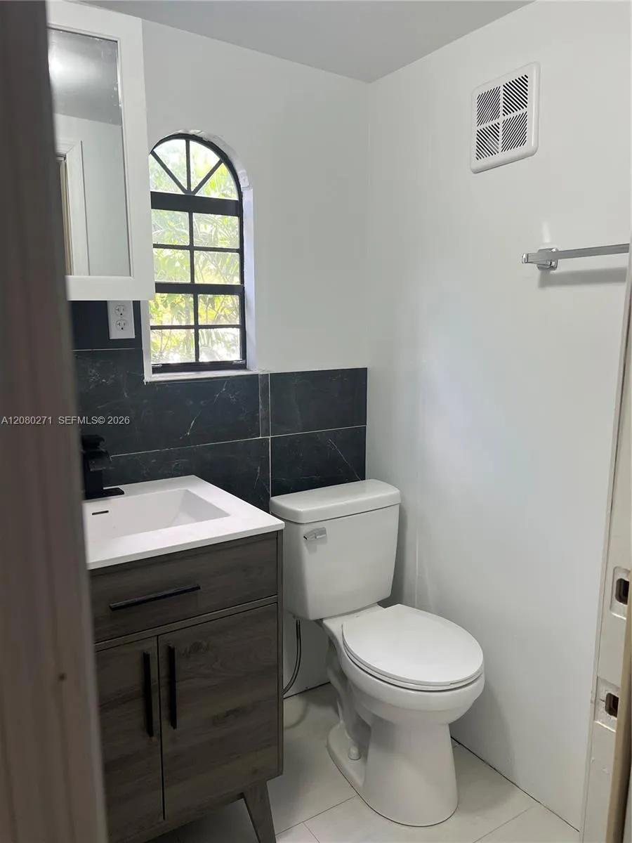411 SW 1st St #2 Florida City, FL 33034
