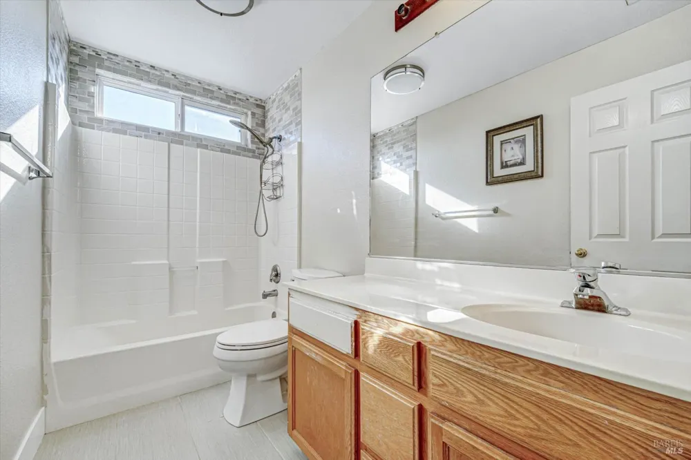 1896 Clarendon Drive Fairfield, CA 94534