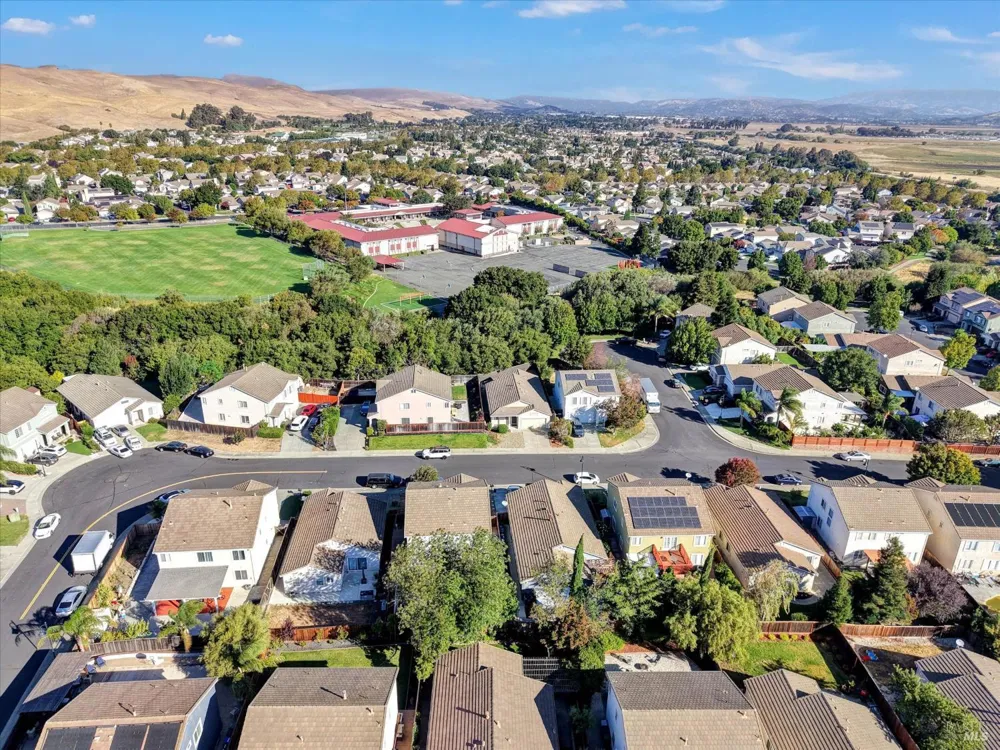 1896 Clarendon Drive Fairfield, CA 94534