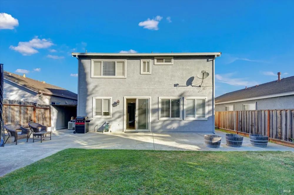 1896 Clarendon Drive Fairfield, CA 94534