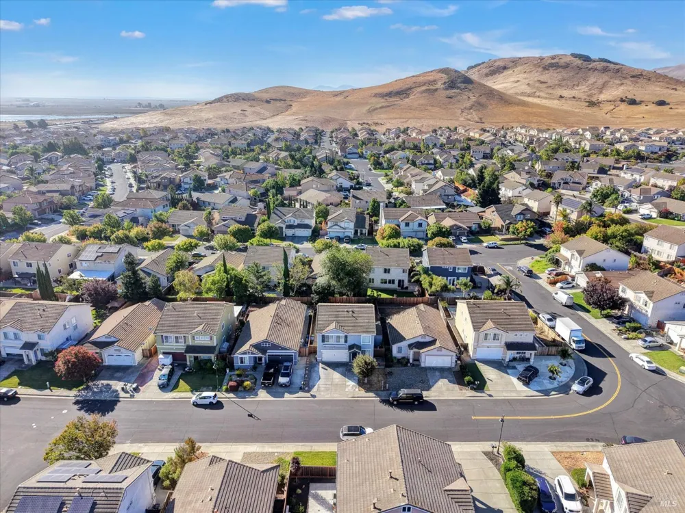 1896 Clarendon Drive Fairfield, CA 94534