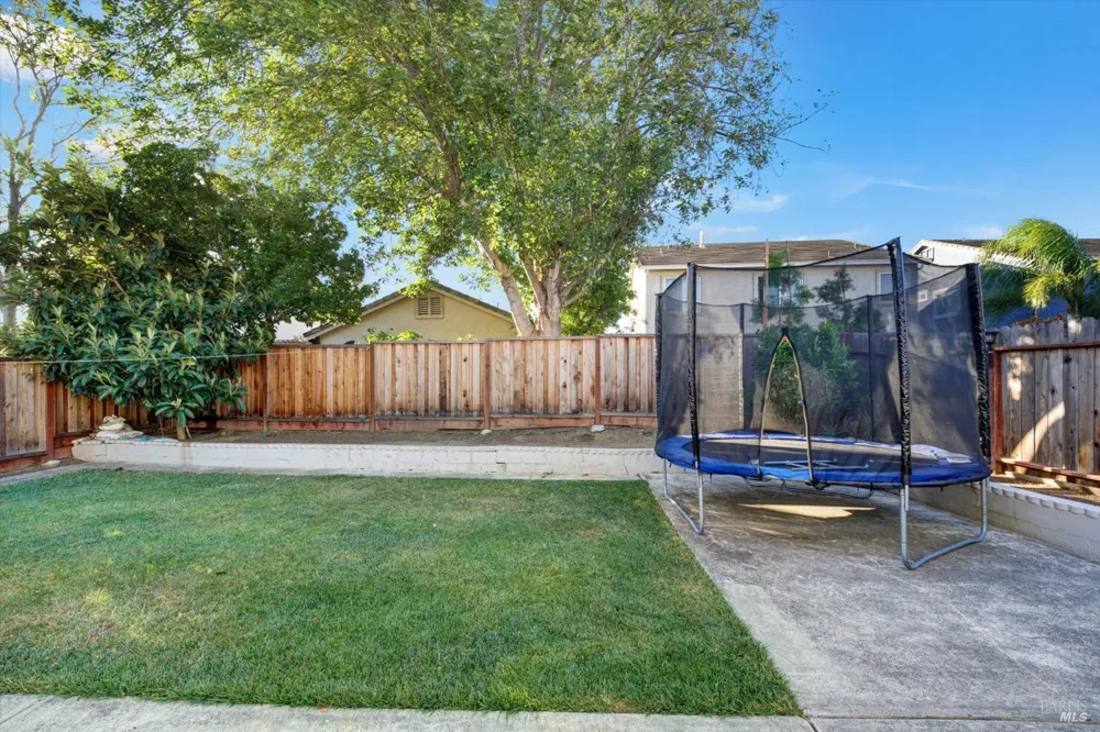 1896 Clarendon Drive Fairfield, CA 94534