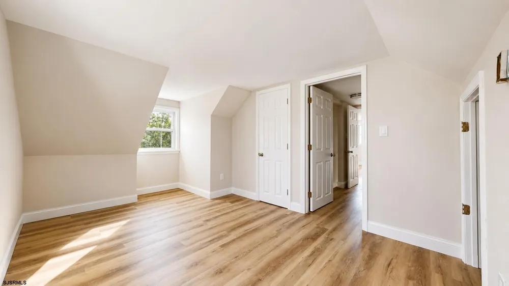 23 W Wilmont Ave Somers Point, NJ 08244