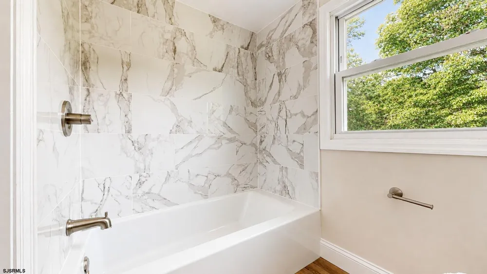 23 W Wilmont Ave Somers Point, NJ 08244
