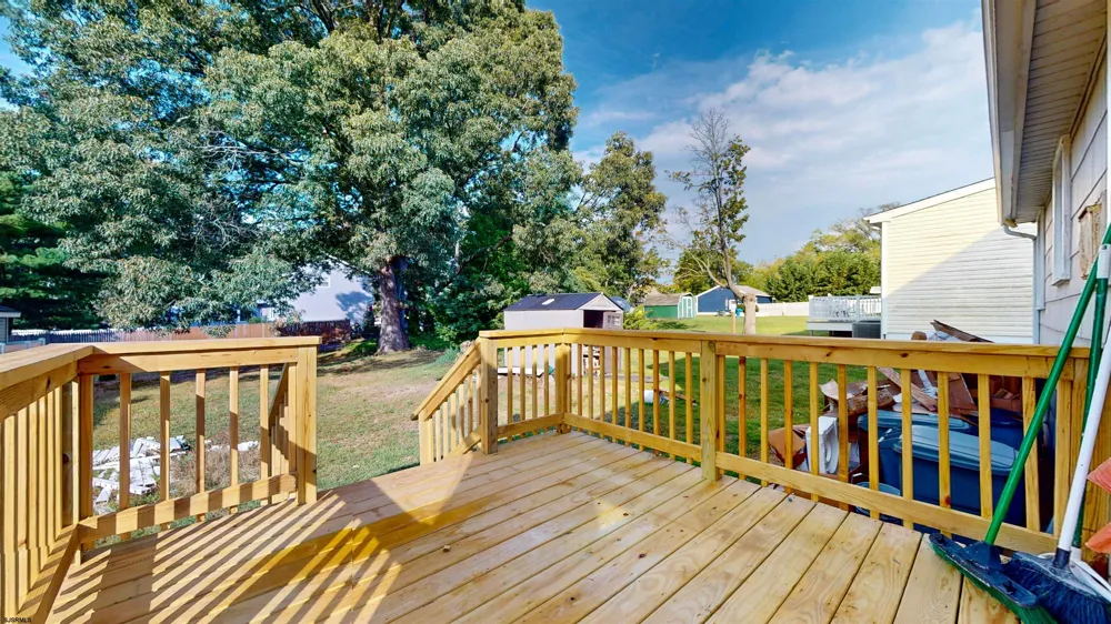 23 W Wilmont Ave Somers Point, NJ 08244
