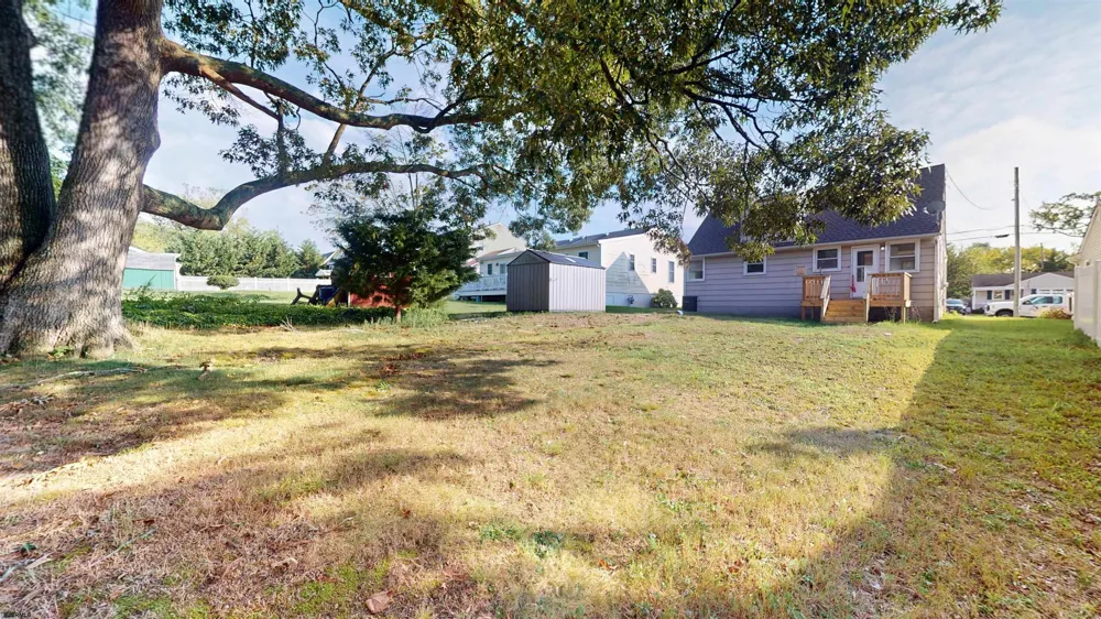 23 W Wilmont Ave Somers Point, NJ 08244