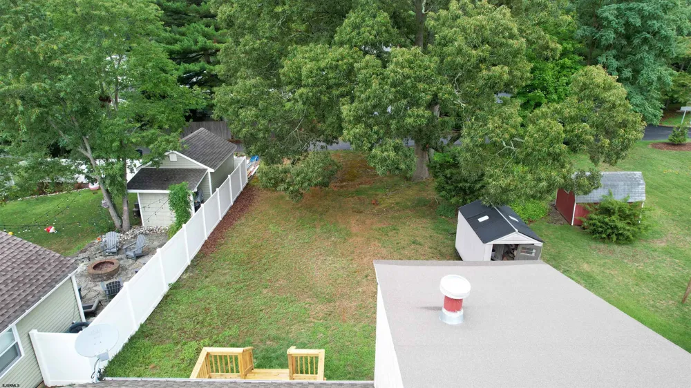 23 W Wilmont Ave Somers Point, NJ 08244