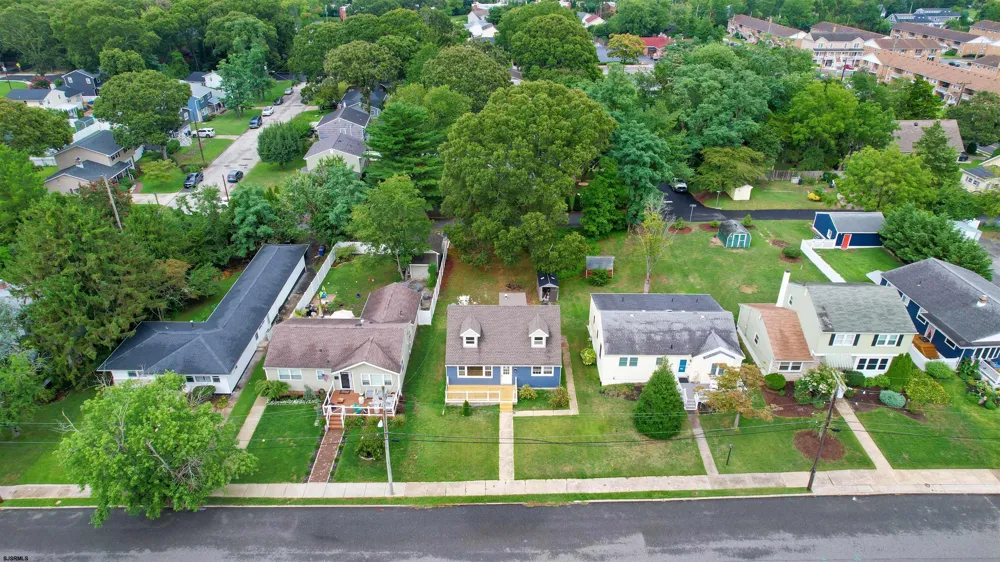 23 W Wilmont Ave Somers Point, NJ 08244