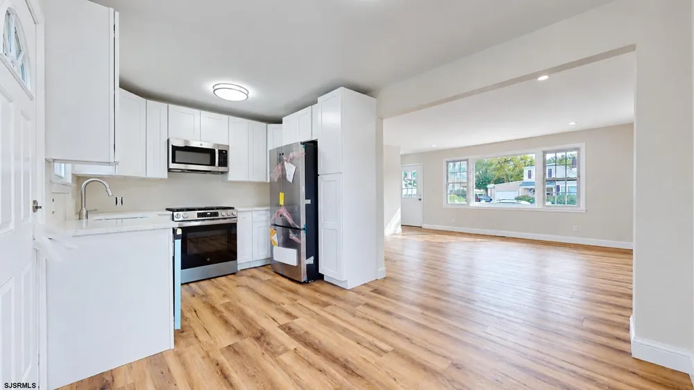 23 W Wilmont Ave Somers Point, NJ 08244
