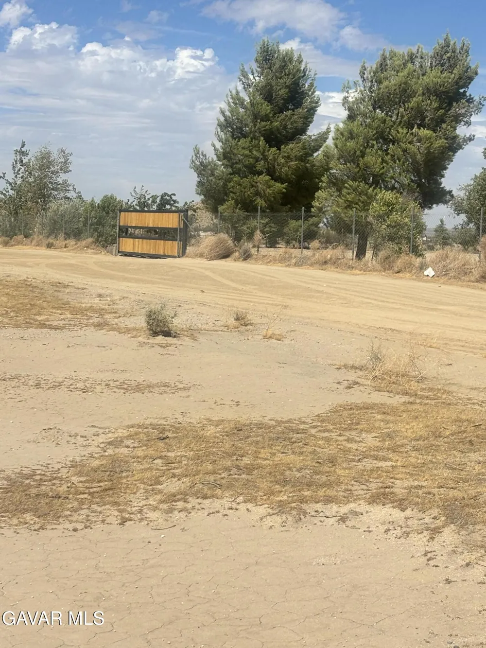 172 E Palmdale Boulevard Palmdale, CA 93550