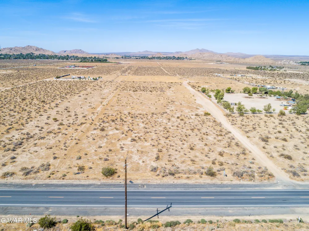 172 E Palmdale Boulevard Palmdale, CA 93550