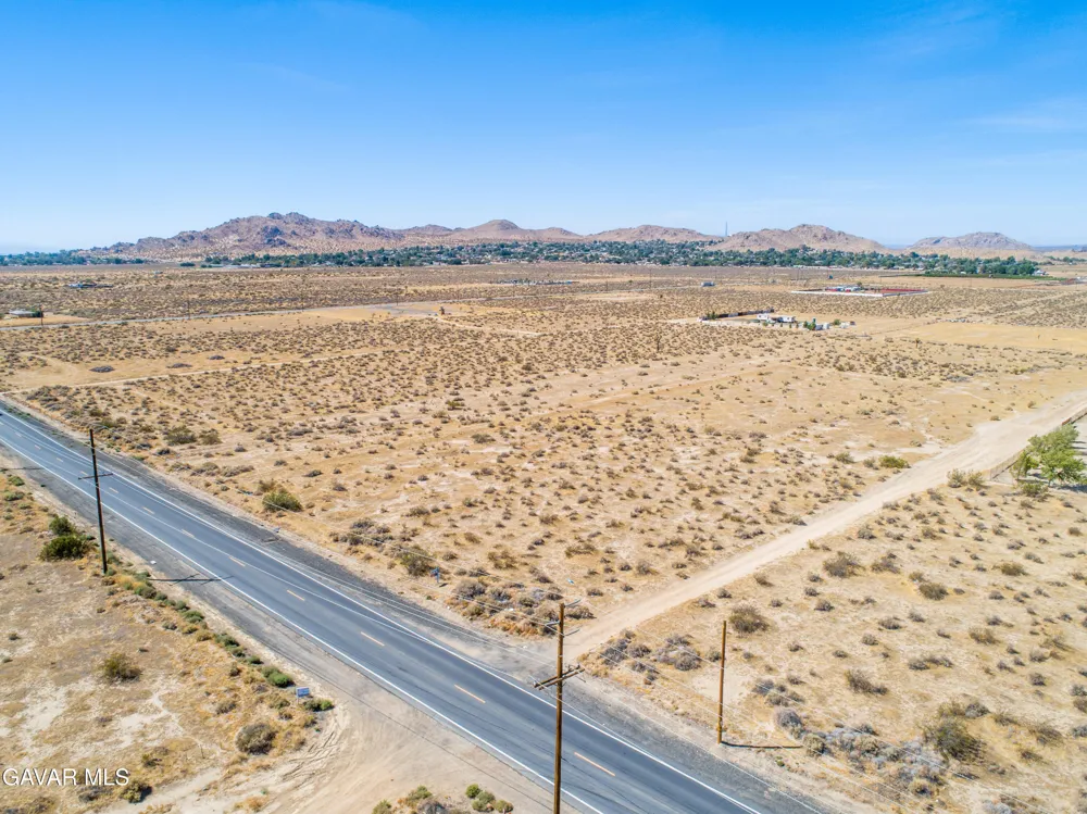 172 E Palmdale Boulevard Palmdale, CA 93550