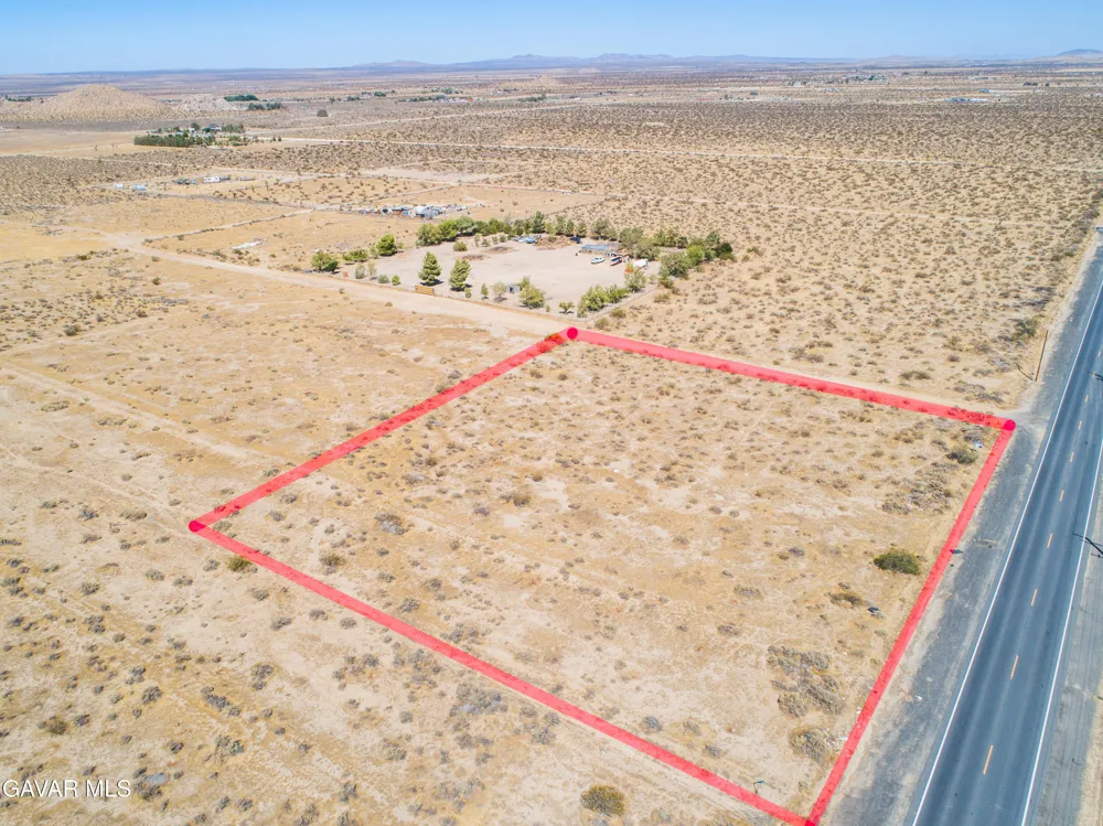 172 E Palmdale Boulevard Palmdale, CA 93550
