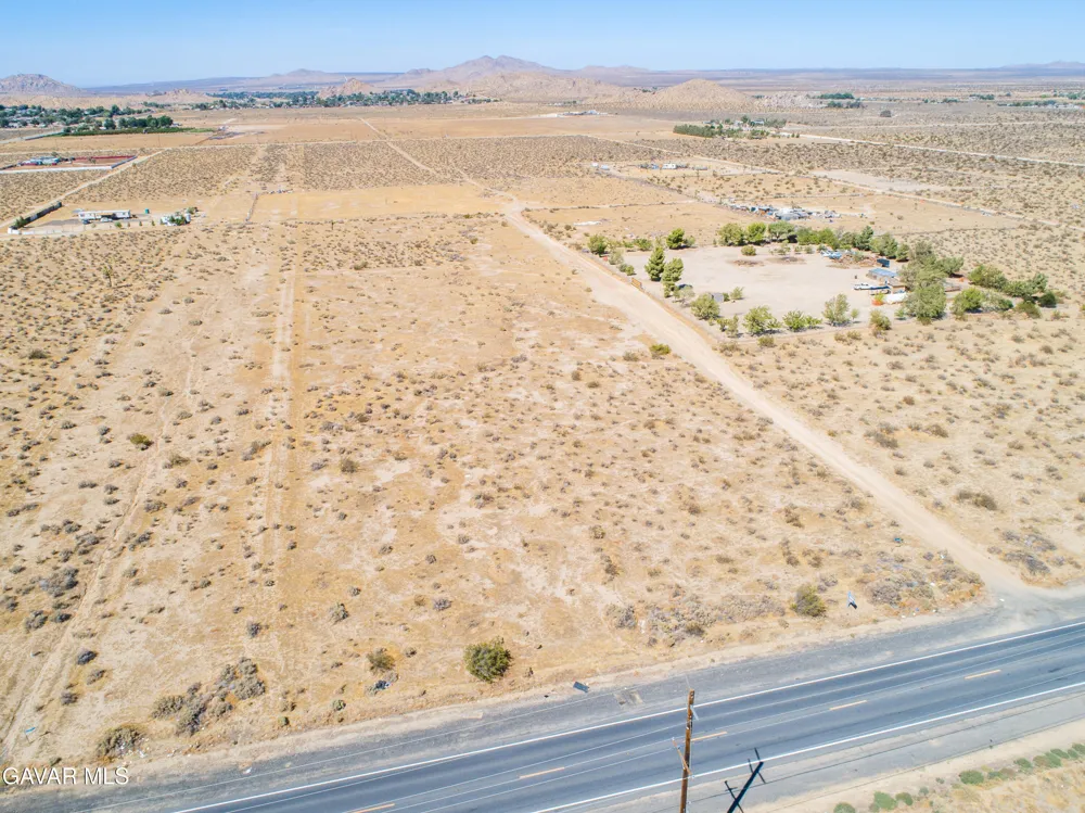 172 E Palmdale Boulevard Palmdale, CA 93550