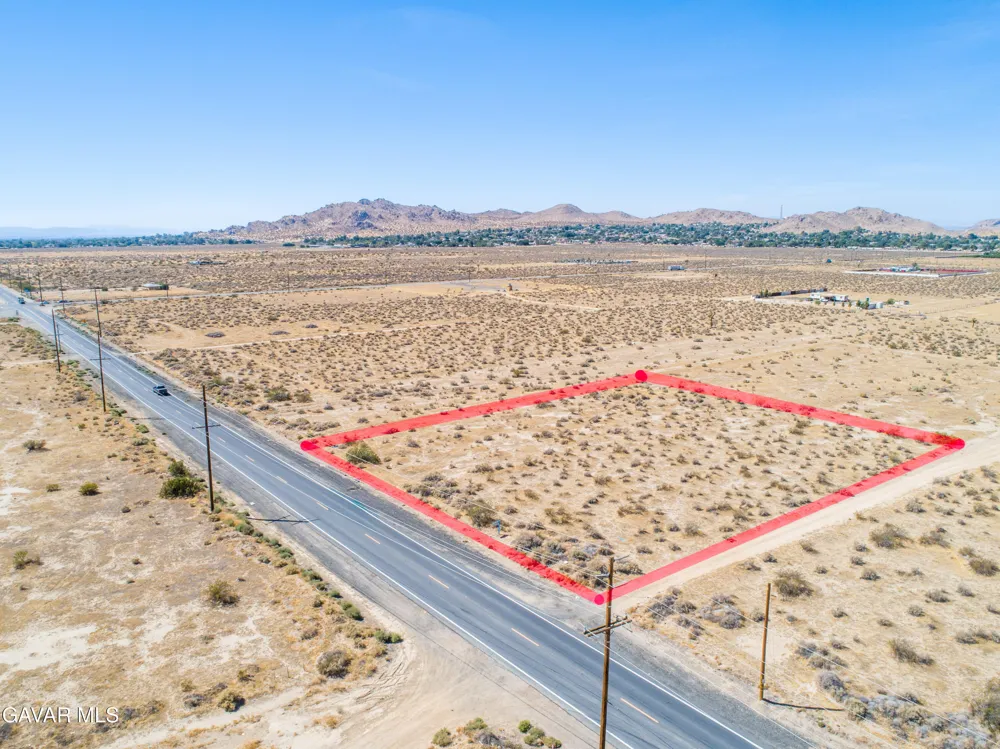 172 E Palmdale Boulevard Palmdale, CA 93550