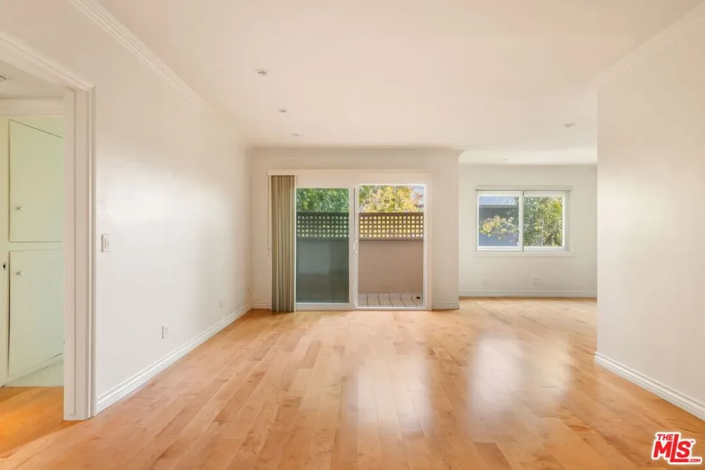 1203 Sweetzer Avenue #305 West Hollywood, CA 90069