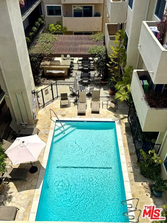 1203 Sweetzer Avenue #305 West Hollywood, CA 90069