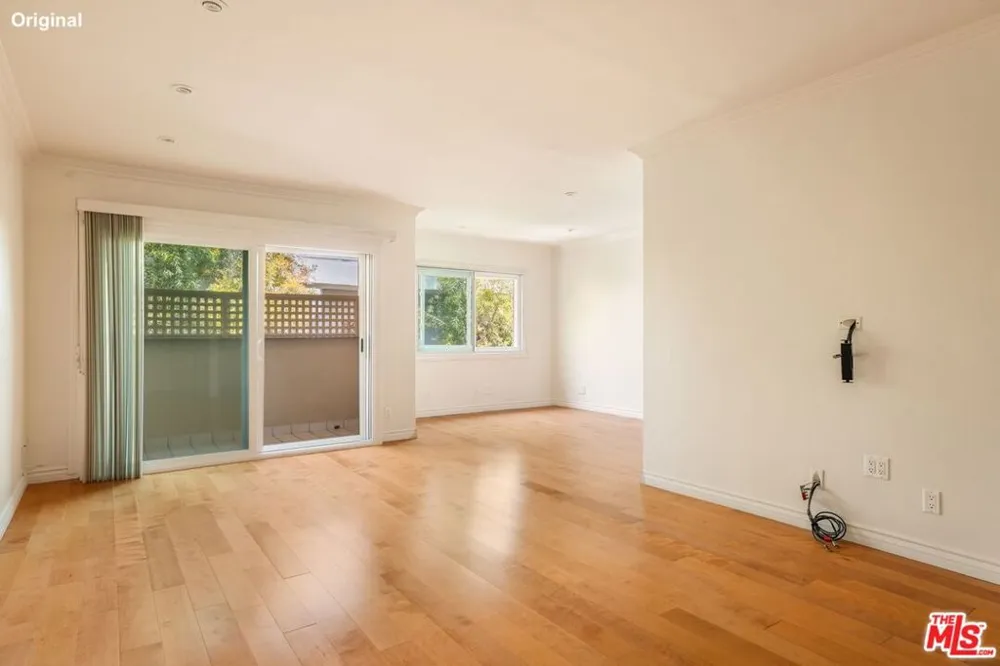 1203 Sweetzer Avenue #305 West Hollywood, CA 90069