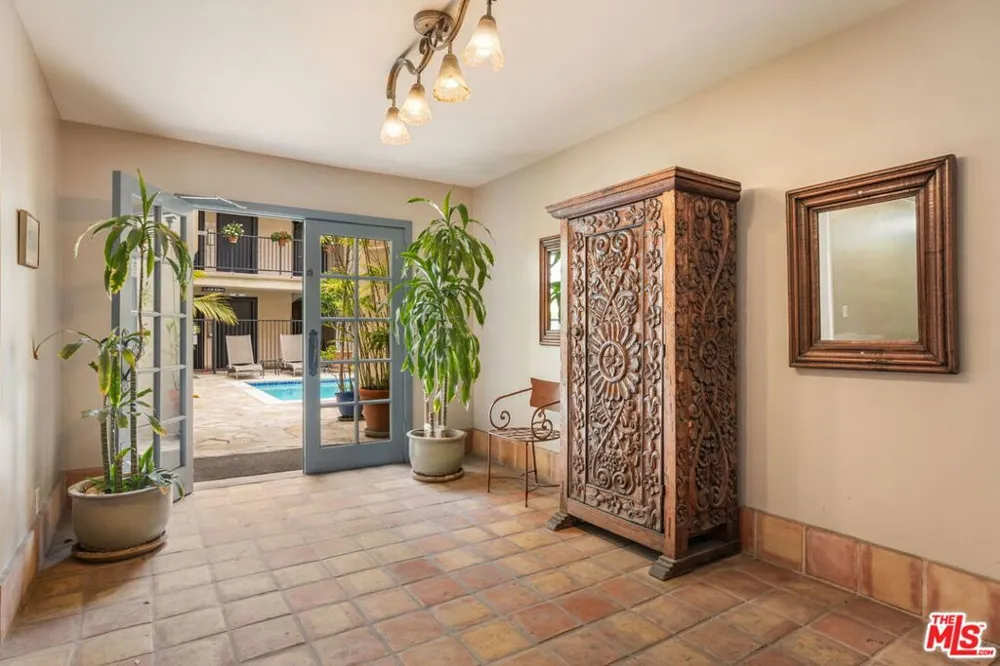 1203 Sweetzer Avenue #305 West Hollywood, CA 90069