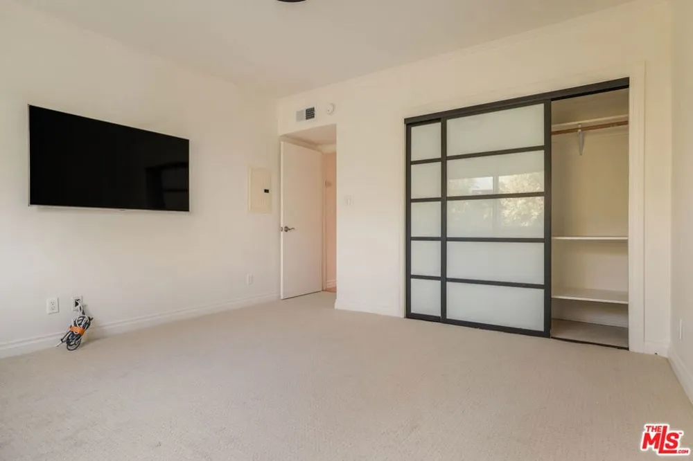 1203 Sweetzer Avenue #305 West Hollywood, CA 90069