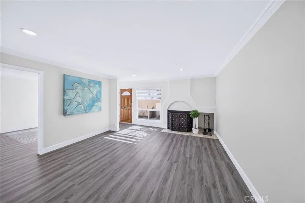 3442 Del Amo Torrance, CA 90503