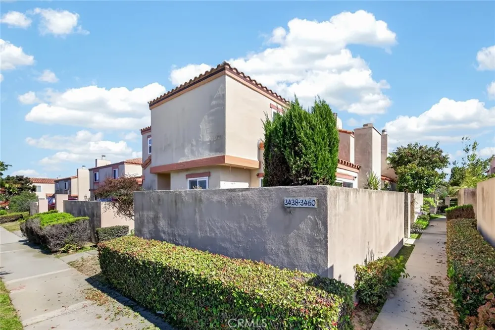 3442 Del Amo Torrance, CA 90503