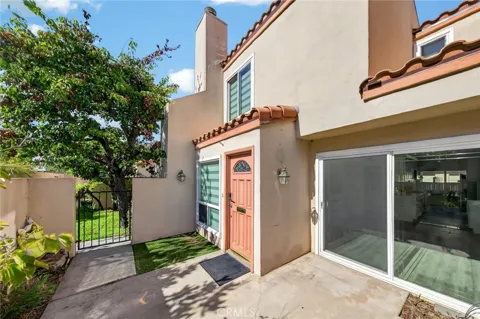 3442 Del Amo