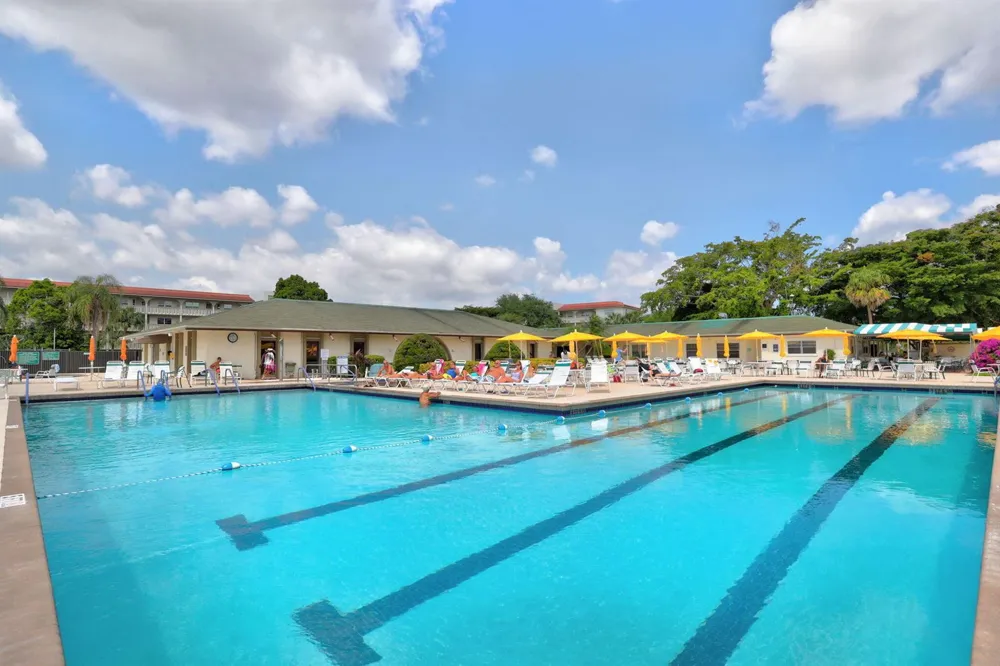 2202 LUCAYA Bend #G2 Coconut Creek, FL 33066