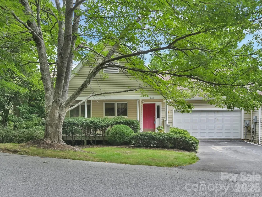 101 Valley Hill Drive Hendersonville, NC 28791