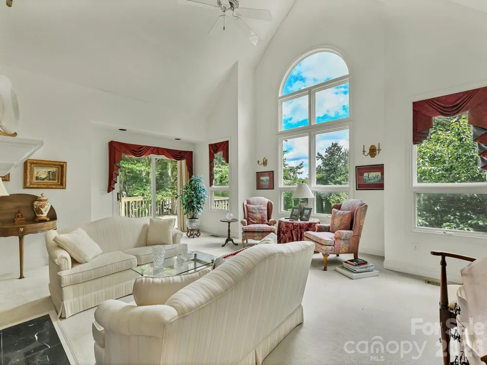 101 Valley Hill Drive Hendersonville, NC 28791
