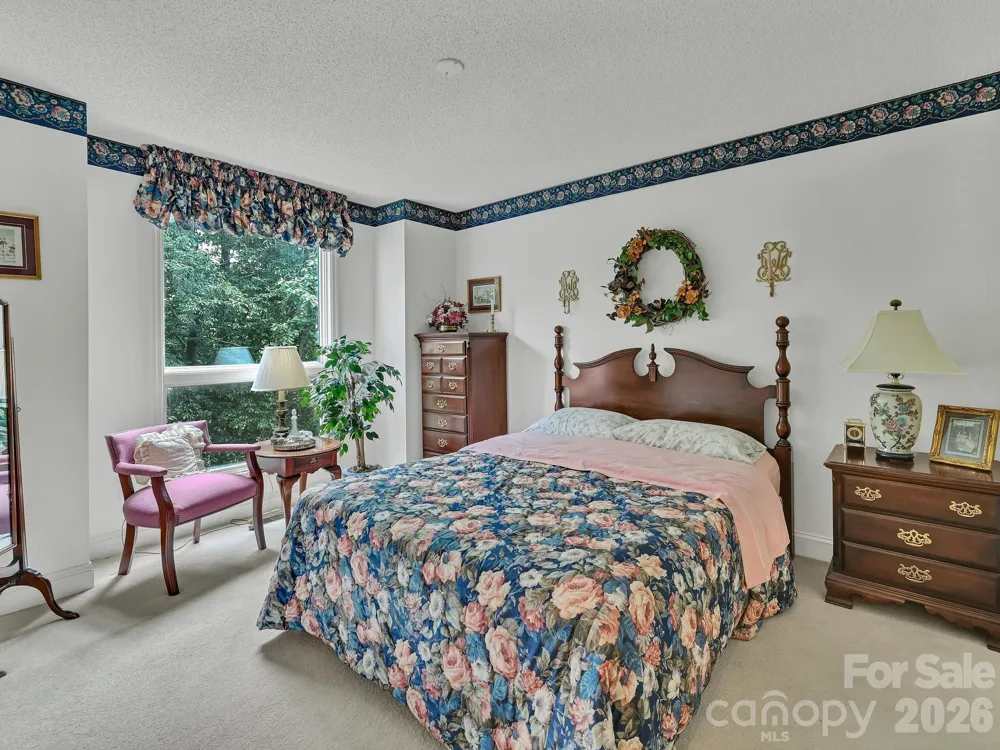 101 Valley Hill Drive Hendersonville, NC 28791