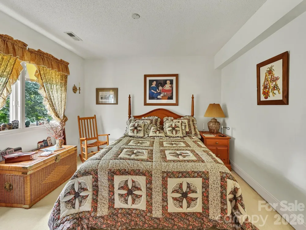 101 Valley Hill Drive Hendersonville, NC 28791