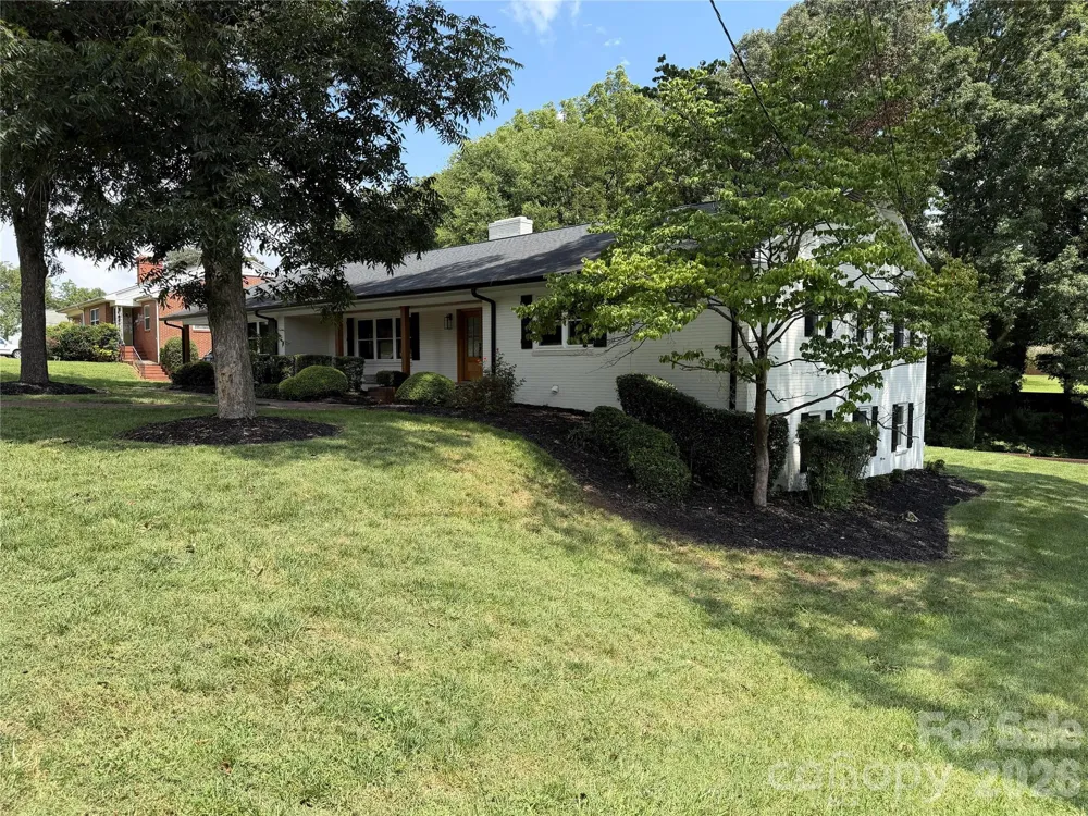 228 Cedar Street Mooresville, NC 28115
