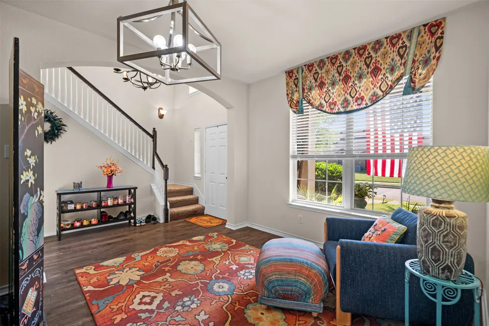 804 Montrose Trail DeSoto, TX 75115