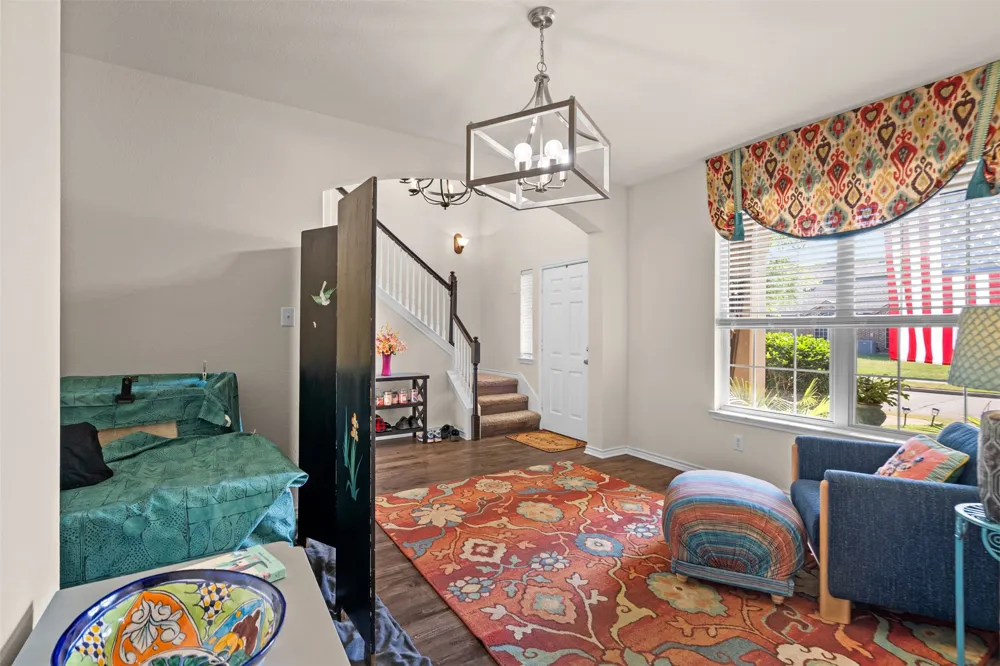 804 Montrose Trail DeSoto, TX 75115