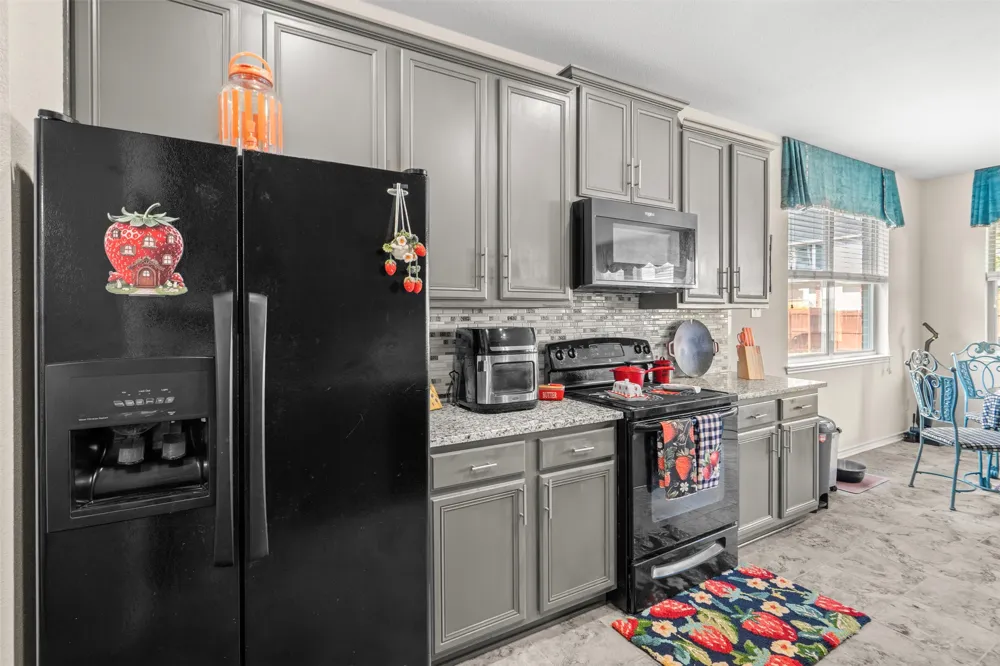 804 Montrose Trail DeSoto, TX 75115