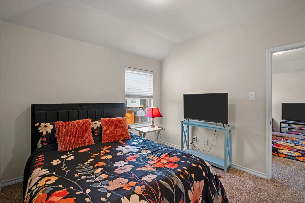 804 Montrose Trail DeSoto, TX 75115