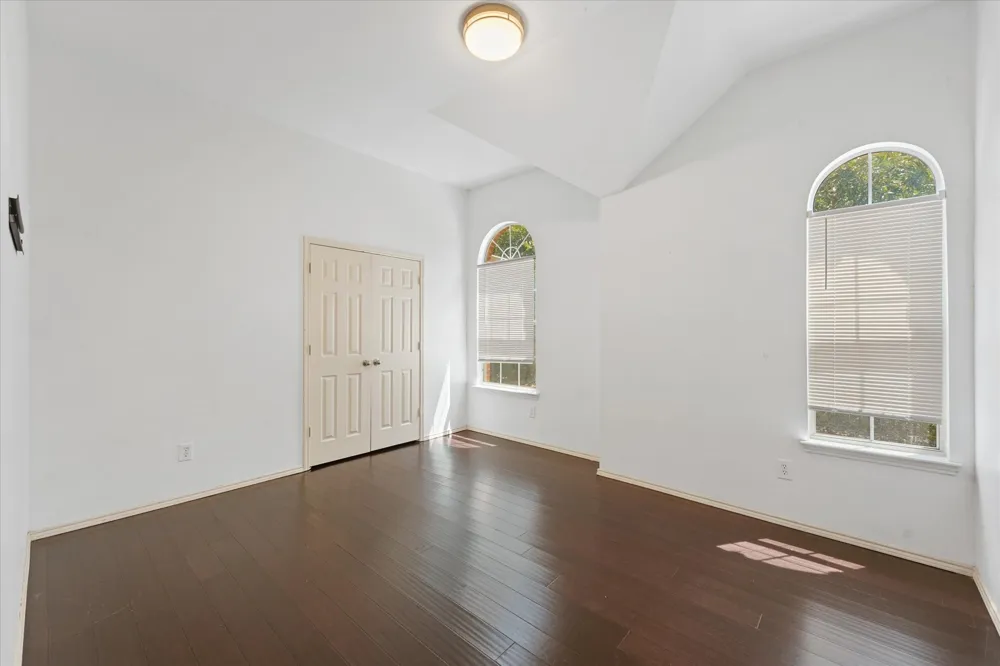2236 Sparrow Hawk Court Grand Prairie, TX 75052