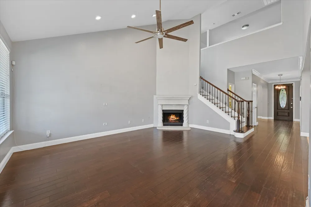 2236 Sparrow Hawk Court Grand Prairie, TX 75052