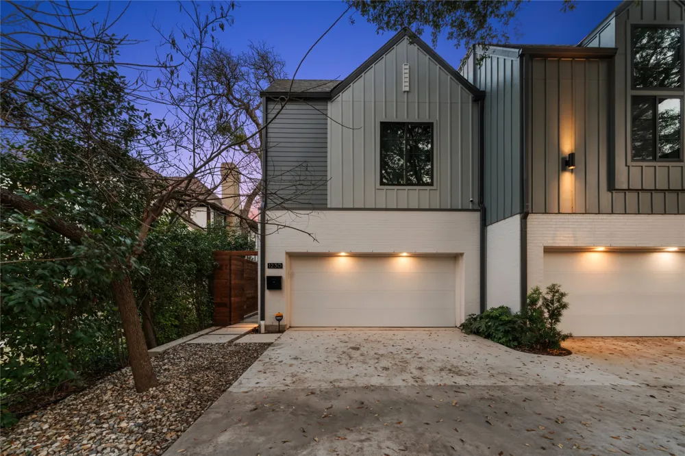1230 Haines Avenue Dallas, TX 75208
