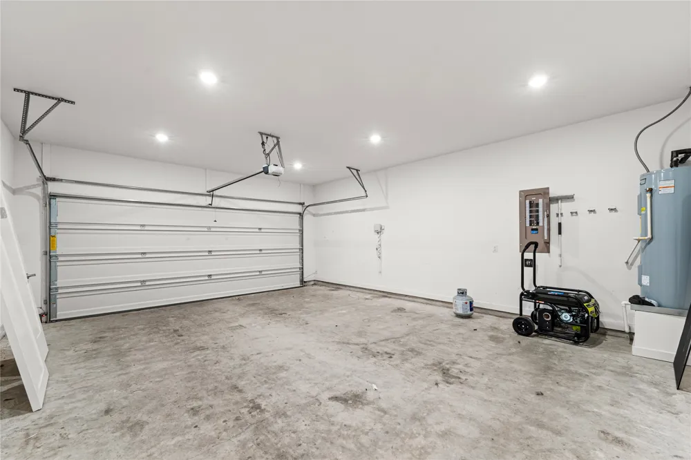 1230 Haines Avenue Dallas, TX 75208