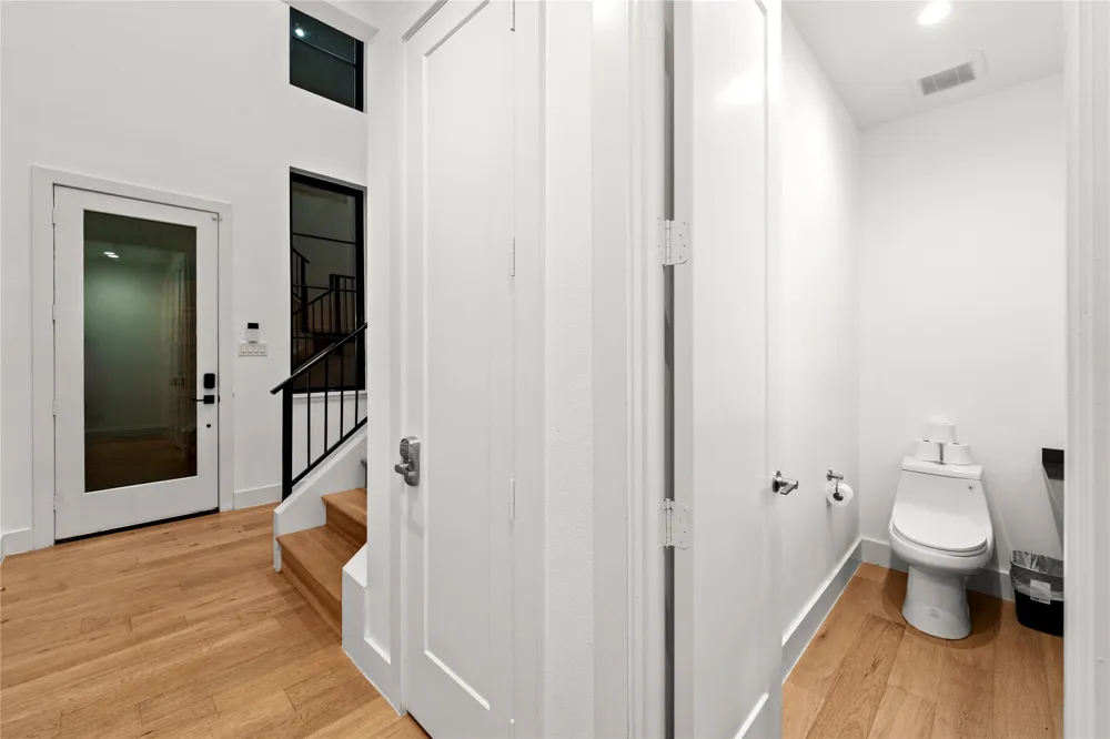 1230 Haines Avenue Dallas, TX 75208