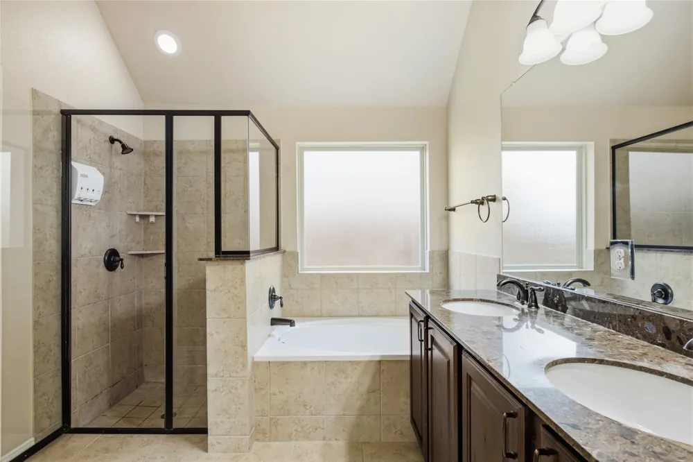 1004 Edgefield Lane Forney, TX 75126