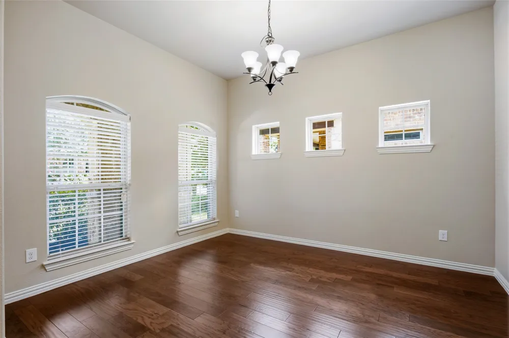 1004 Edgefield Lane Forney, TX 75126