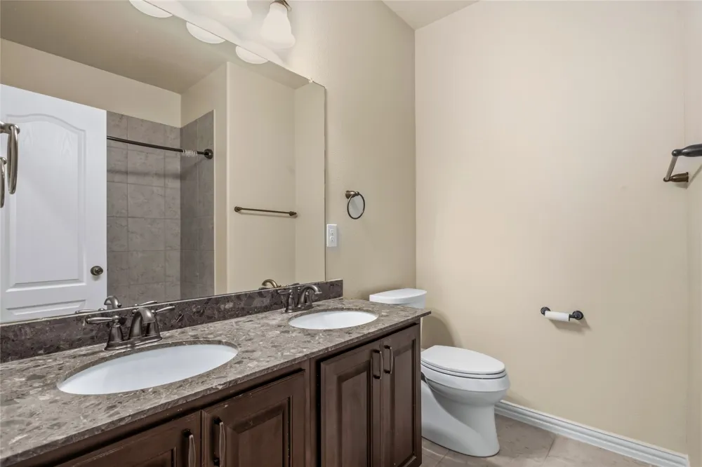 1004 Edgefield Lane Forney, TX 75126