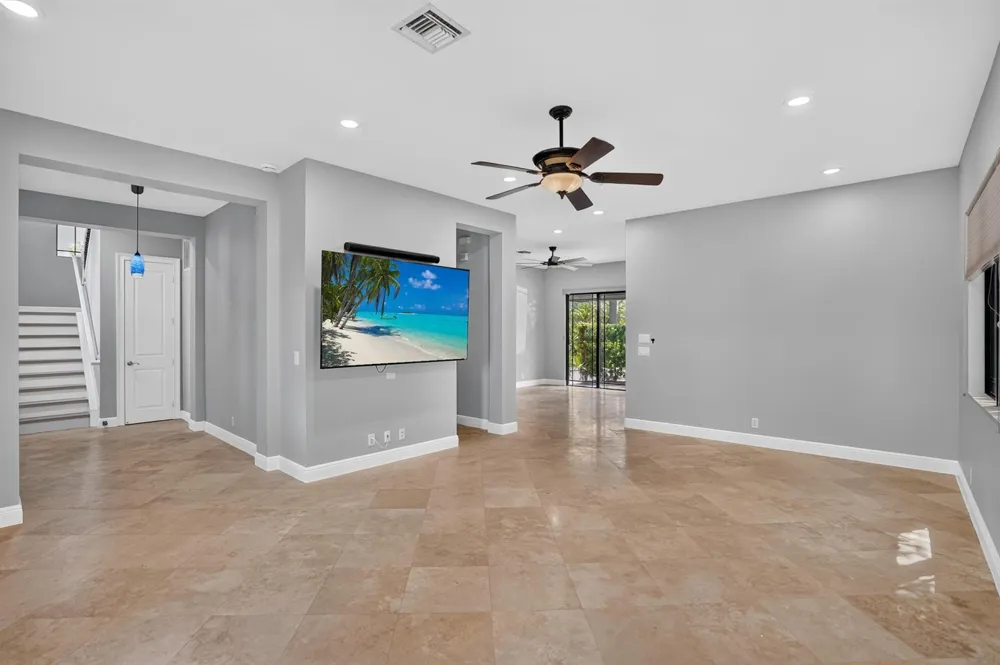 125 NW GARDENER STREET Boca Raton, FL 33432