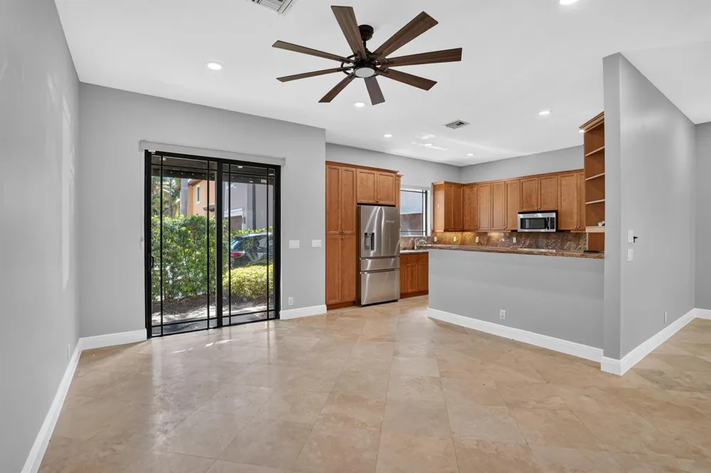 125 NW GARDENER STREET Boca Raton, FL 33432