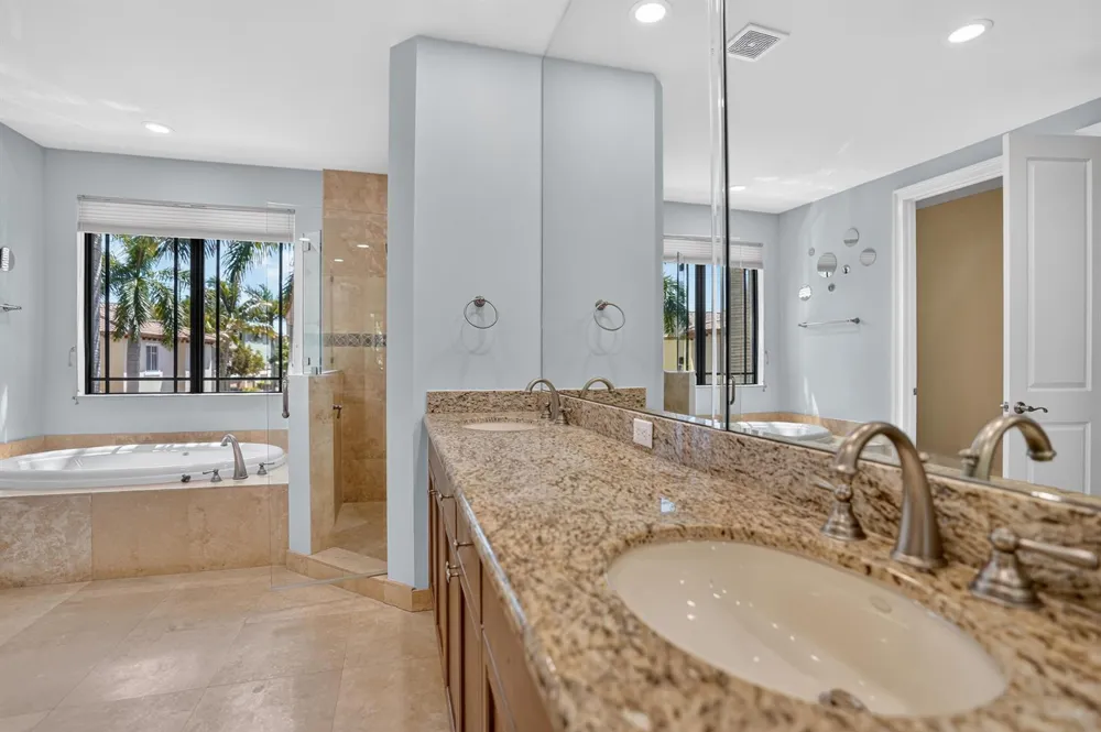 125 NW GARDENER STREET Boca Raton, FL 33432