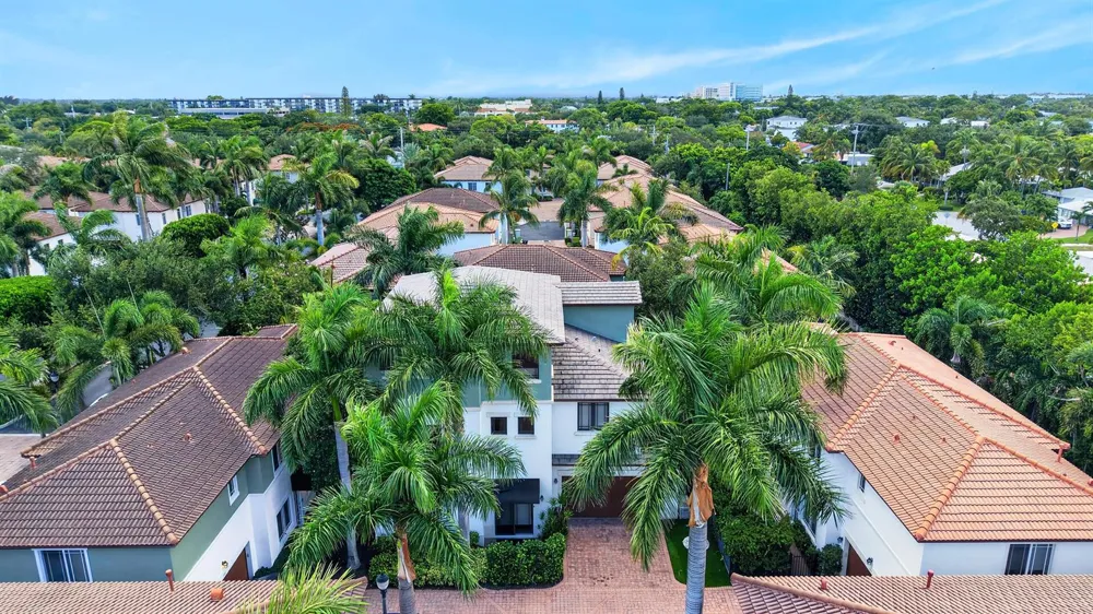 125 NW GARDENER STREET Boca Raton, FL 33432